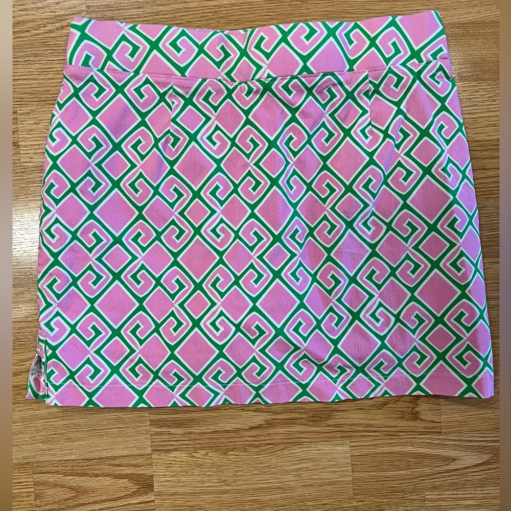 Crown and Ivy Patterned Skort great condition